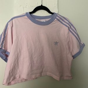 Cropped adidas shirts size XL
